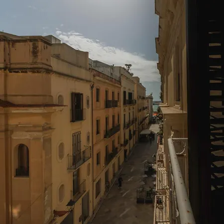Palazzo Torrearsa - Pieno Centro Trapani